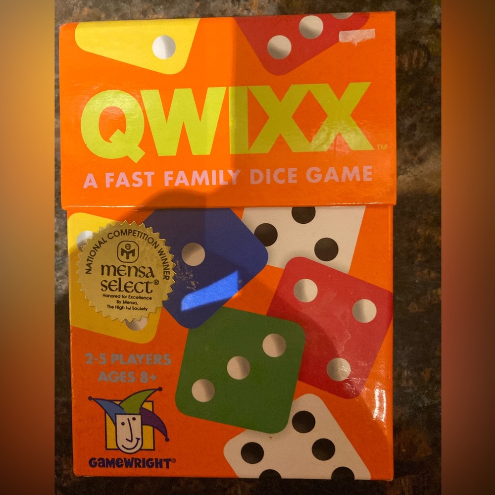 Qwixx Dice Game. Ages 8+.